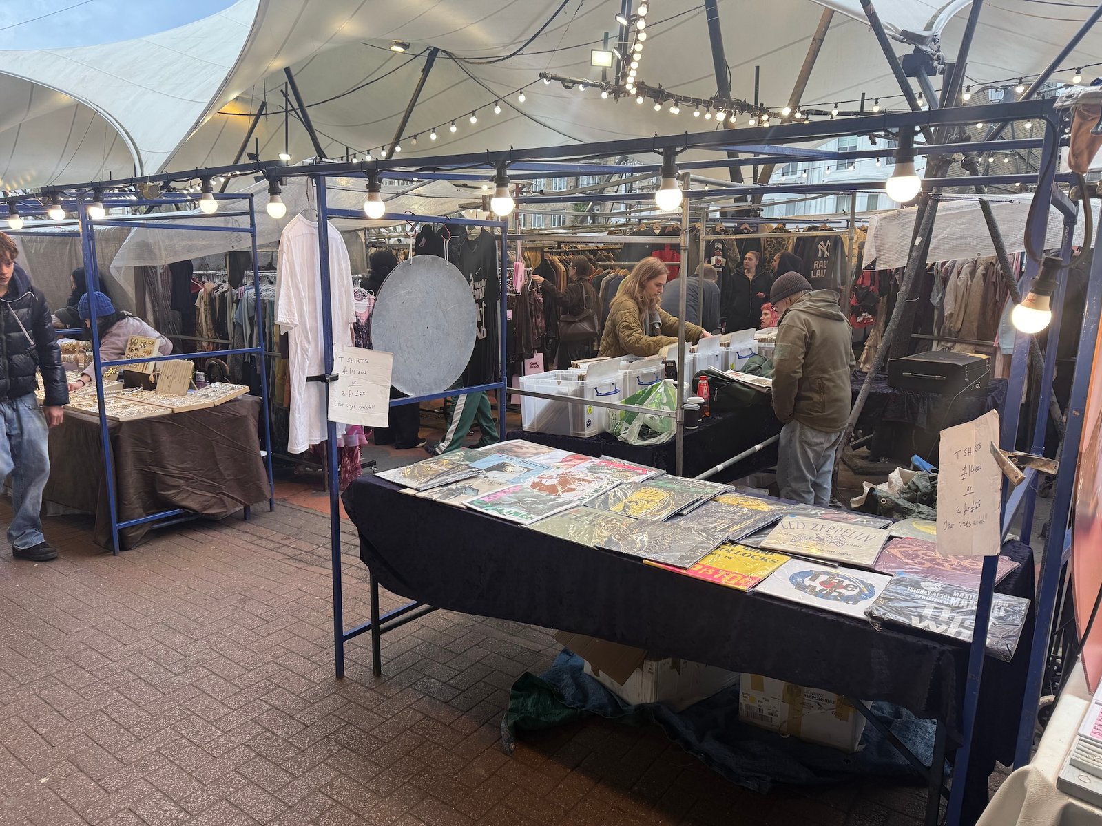 Portobello Green market area