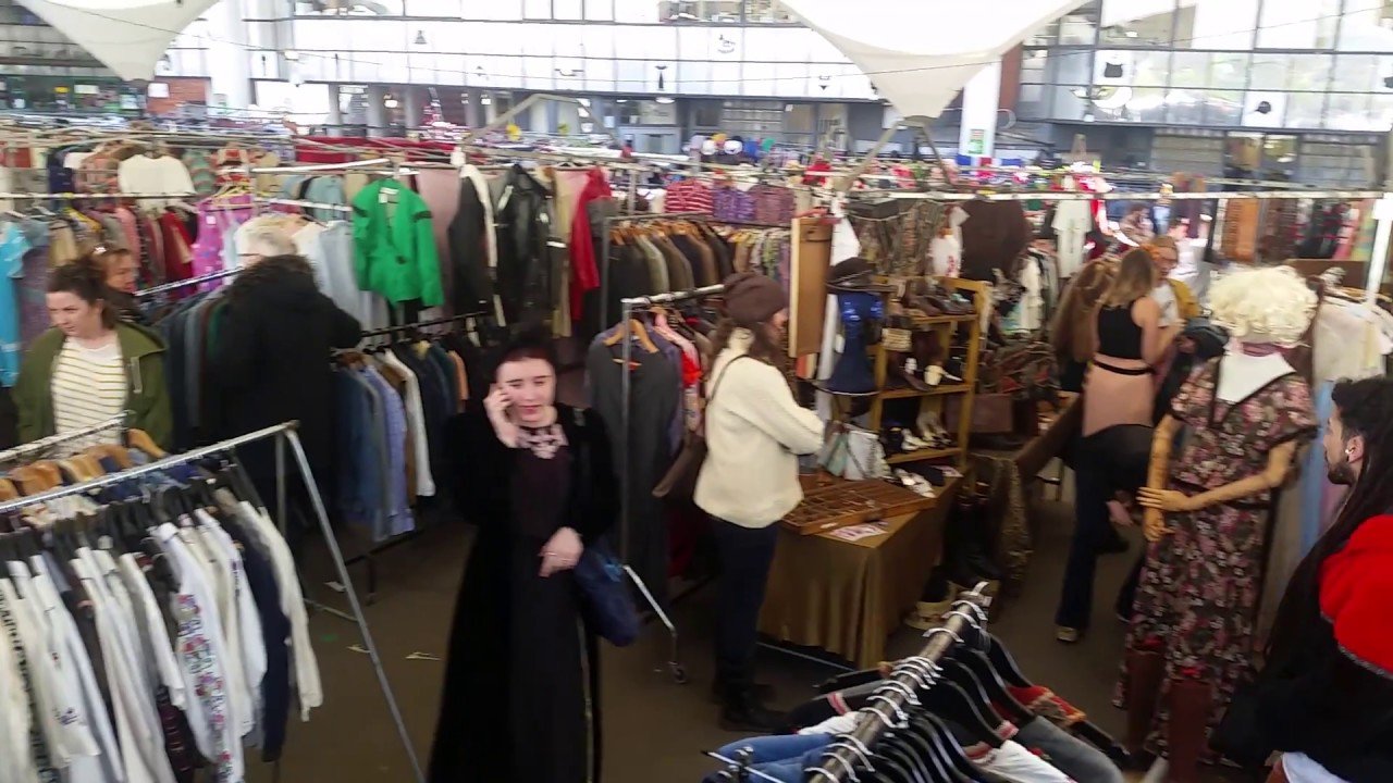 Vintage market fashion scene 1