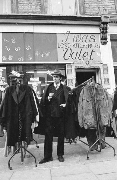 Vintage market fashion scene 5