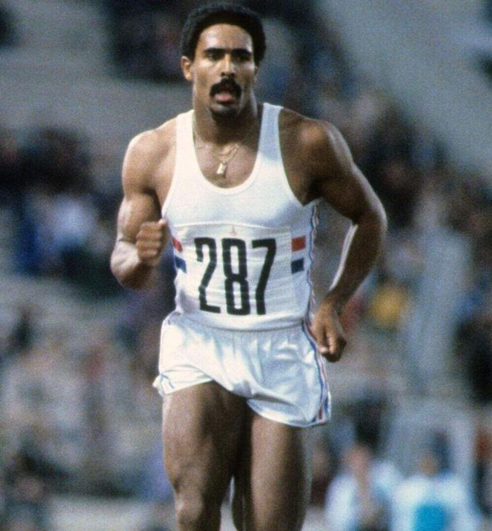 Daley Thompson in training action